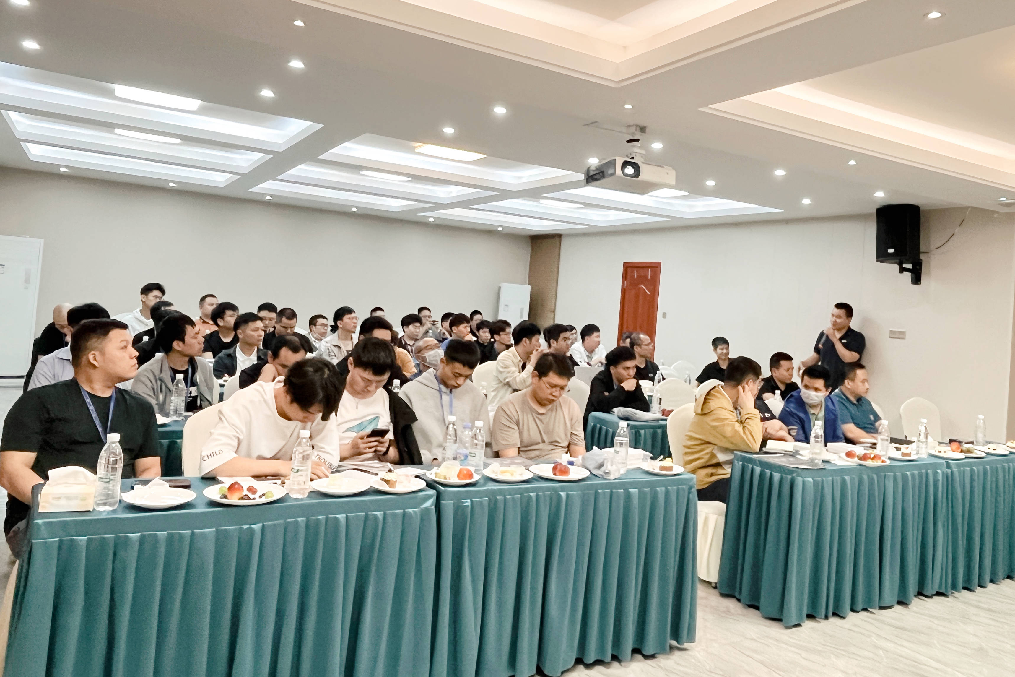技術賦能智造未來——寧德長榮科愛普生機器人技術交流研討會圓滿舉行